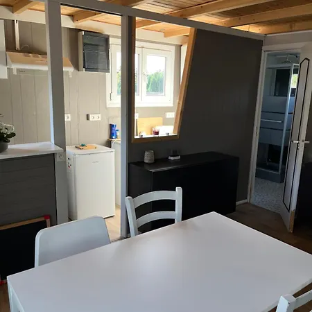 Guest house Monika Avec Piscine 3*