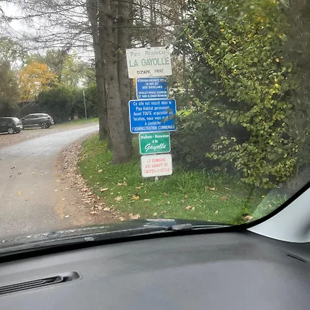 Monika Avec Piscine Penzion Yvoir