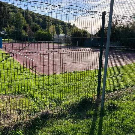 Monika Avec Piscine 3* Yvoir