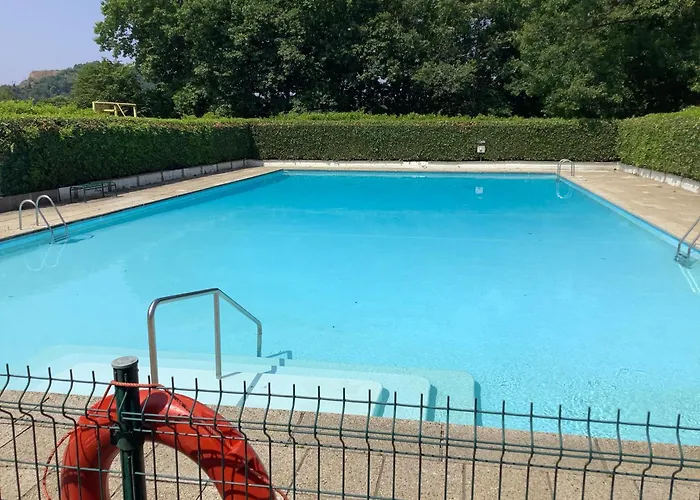 בית הארחה Monika Avec Piscine Yvoir